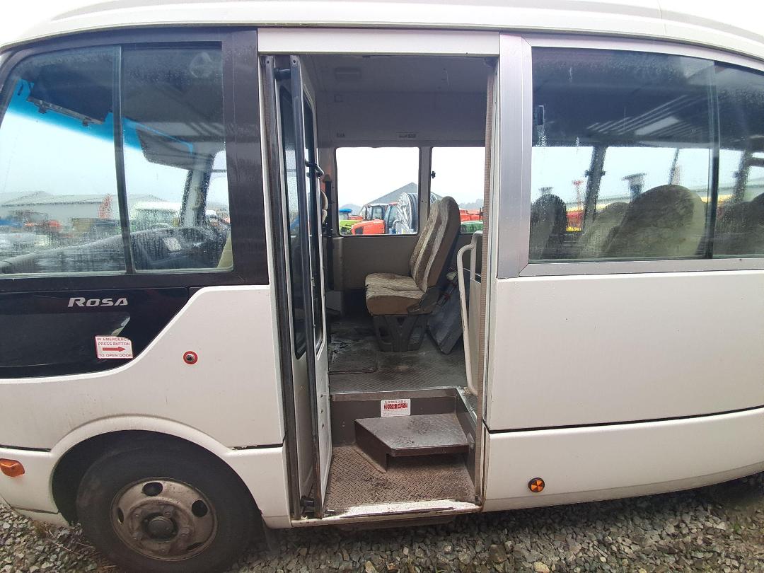 Photo '7' of Mitsubishi Rosa Bus