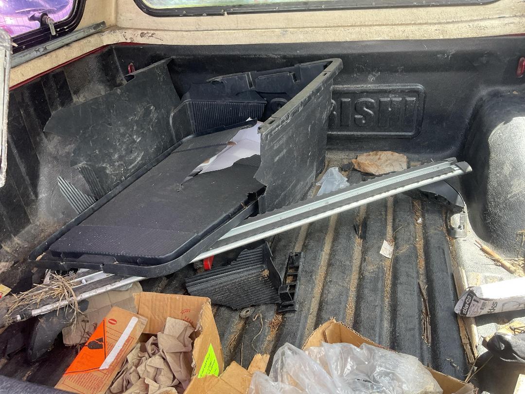 Photo '6' of Mitsubishi Triton Dcab GLX Photo '6' of Mitsubishi Triton Dcab GLX