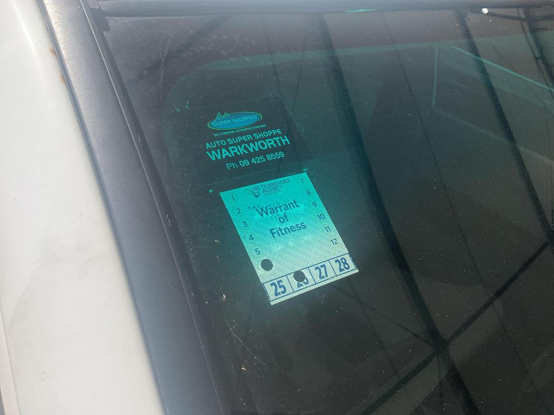 Photo '26' of Mitsubishi Triton Dcab GLX Photo '26' of Mitsubishi Triton Dcab GLX