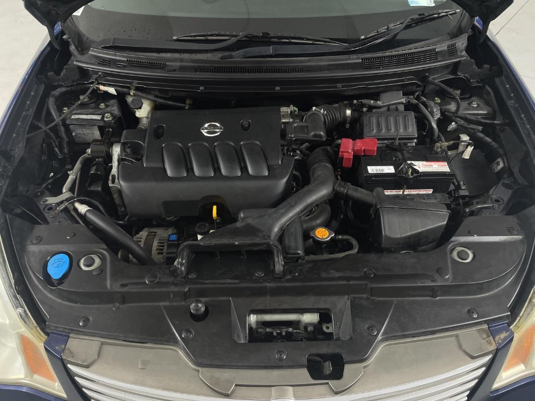 Photo '13' of Nissan Bluebird Photo '13' of Nissan Bluebird