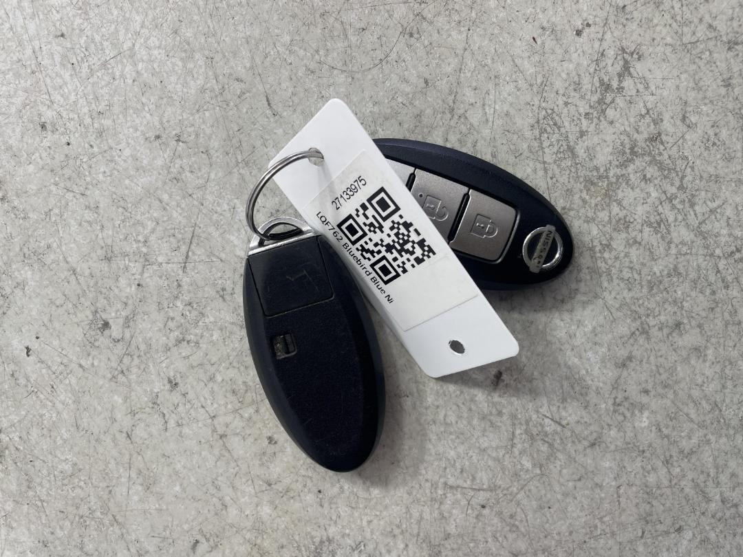 Photo '22' of Nissan Bluebird Photo '22' of Nissan Bluebird