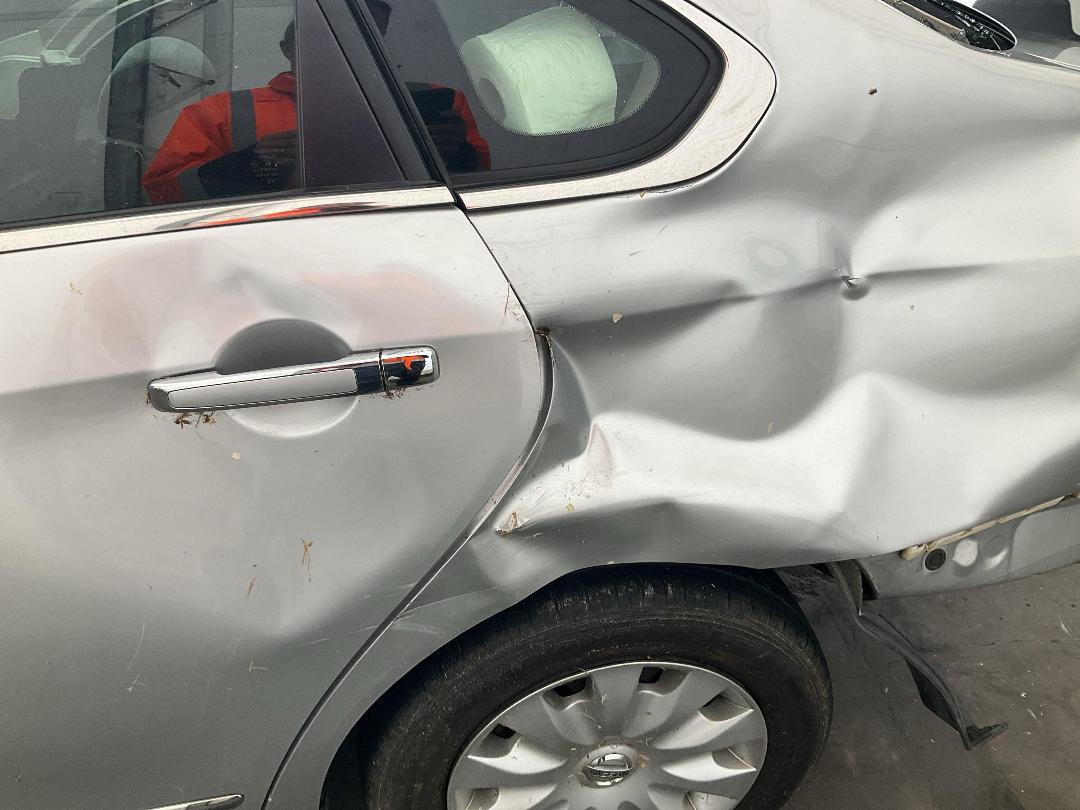 Photo '16' of Nissan Bluebird Photo '16' of Nissan Bluebird