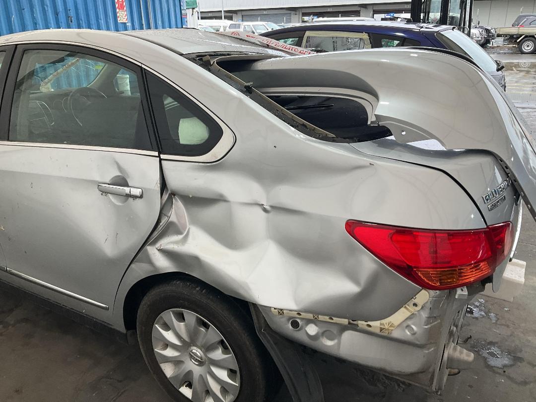 Photo '18' of Nissan Bluebird Photo '18' of Nissan Bluebird