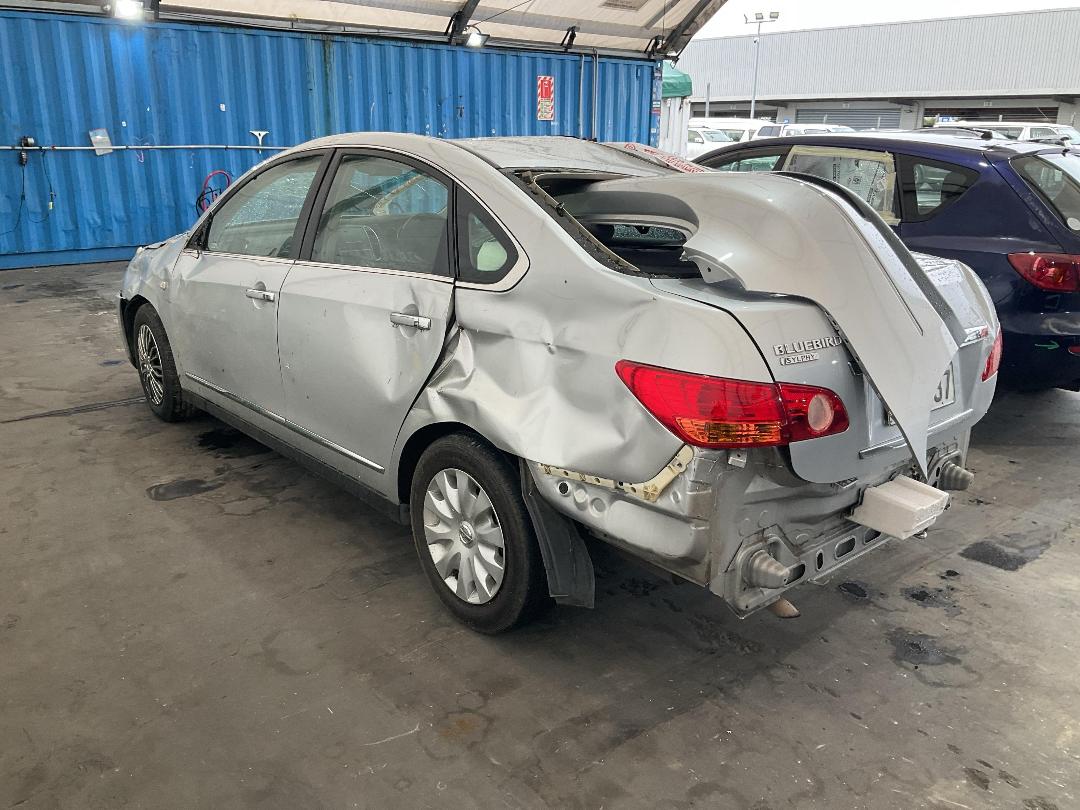 Photo '19' of Nissan Bluebird Photo '19' of Nissan Bluebird