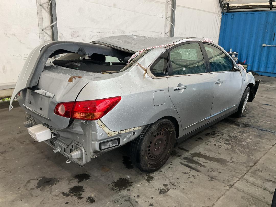 Photo '24' of Nissan Bluebird Photo '24' of Nissan Bluebird