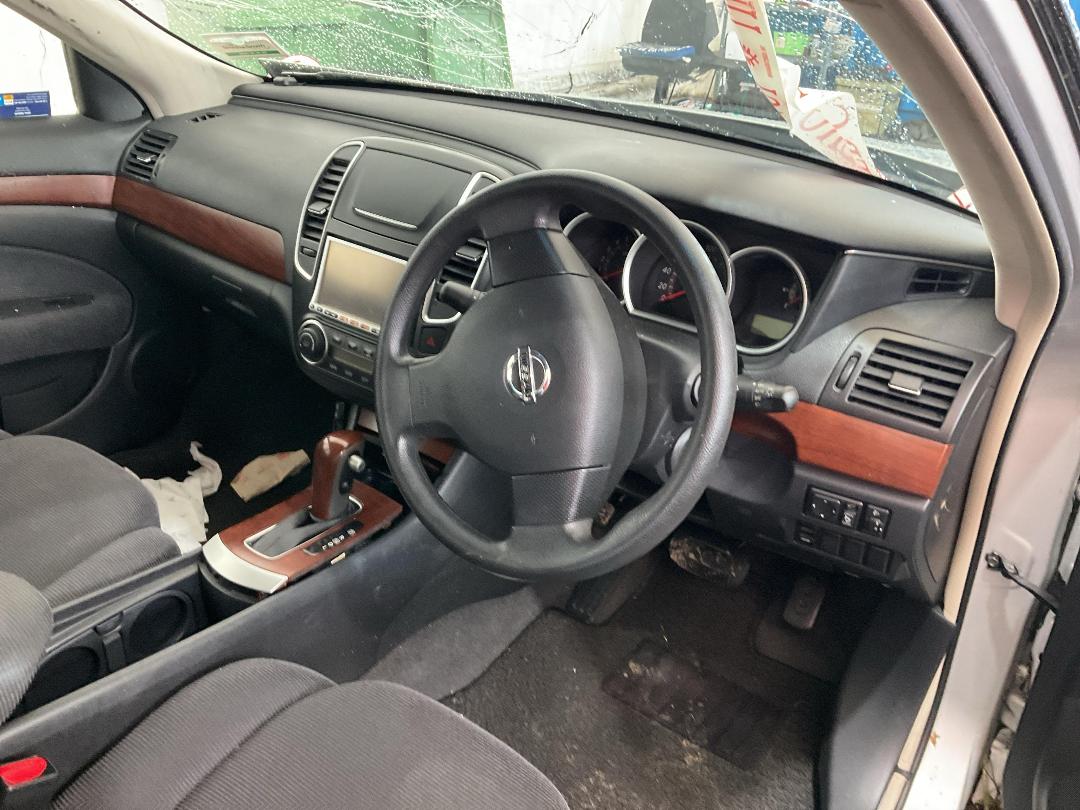 Photo '29' of Nissan Bluebird Photo '29' of Nissan Bluebird