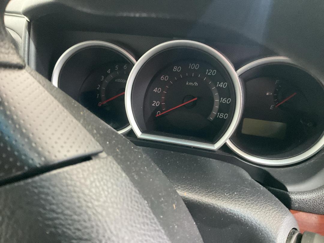 Photo '31' of Nissan Bluebird Photo '31' of Nissan Bluebird