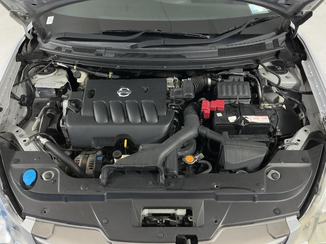 Photo '13' of Nissan Bluebird Photo '13' of Nissan Bluebird