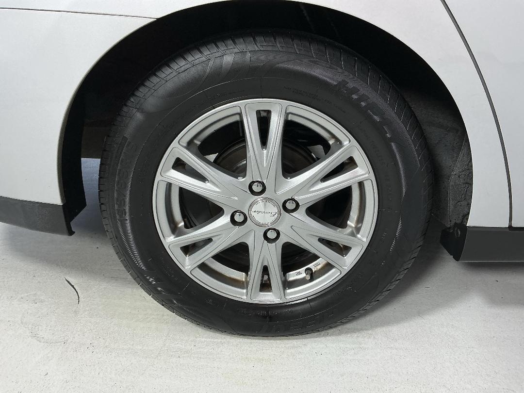 Photo '12' of Nissan Bluebird Photo '12' of Nissan Bluebird