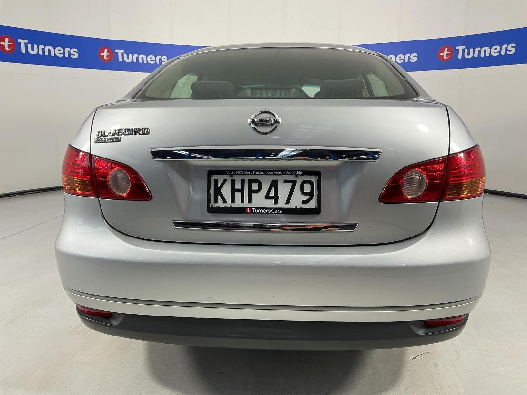 Photo '6' of Nissan Bluebird Photo '6' of Nissan Bluebird