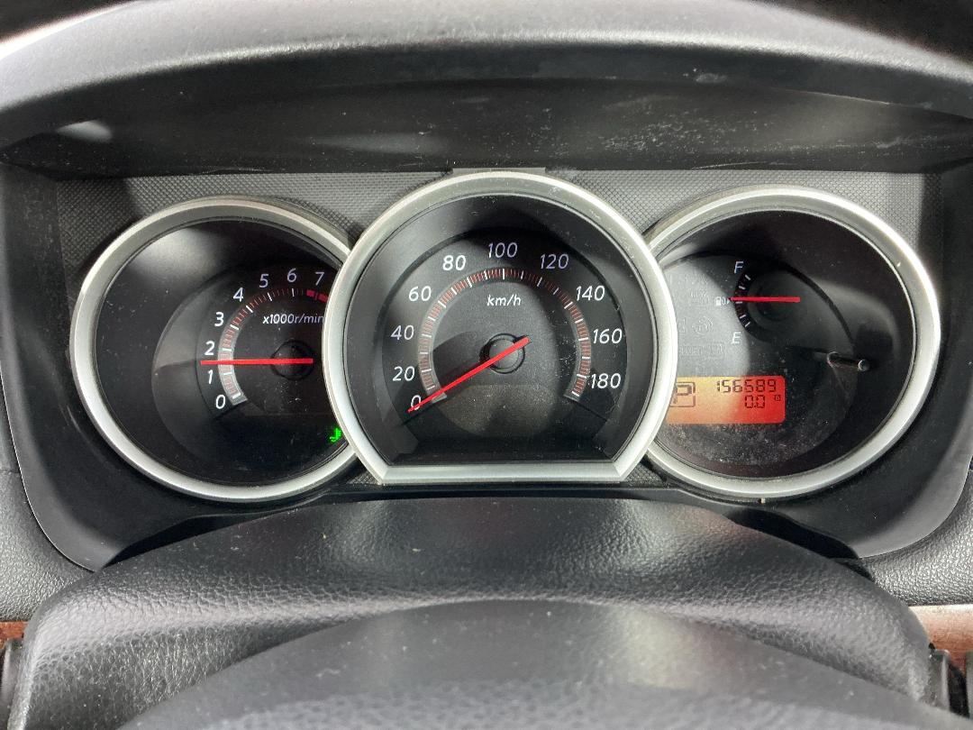 Photo '21' of Nissan Bluebird Photo '21' of Nissan Bluebird