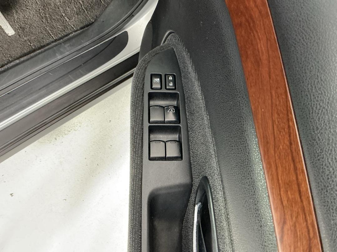 Photo '23' of Nissan Bluebird Photo '23' of Nissan Bluebird