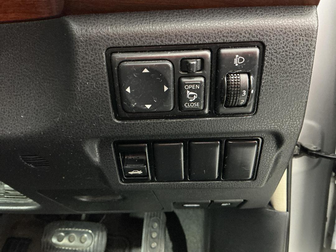 Photo '24' of Nissan Bluebird Photo '24' of Nissan Bluebird