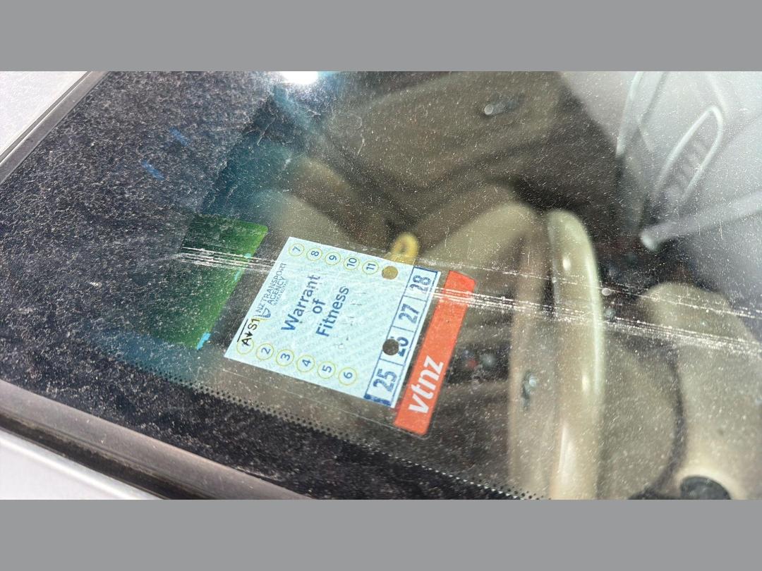 Photo '23' of Nissan Bluebird Sylphy Photo '23' of Nissan Bluebird Sylphy