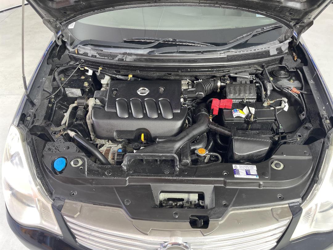 Photo '13' of Nissan Bluebird