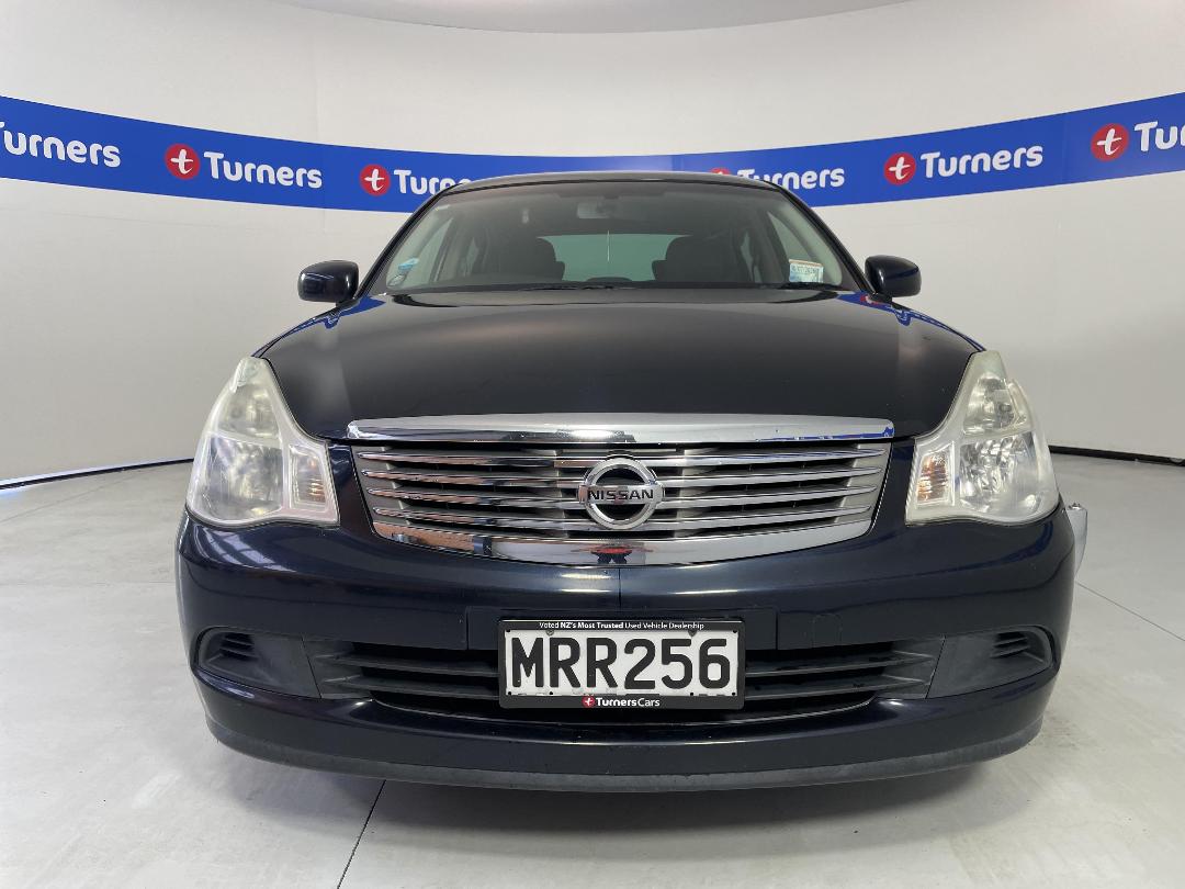 Photo '2' of Nissan Bluebird