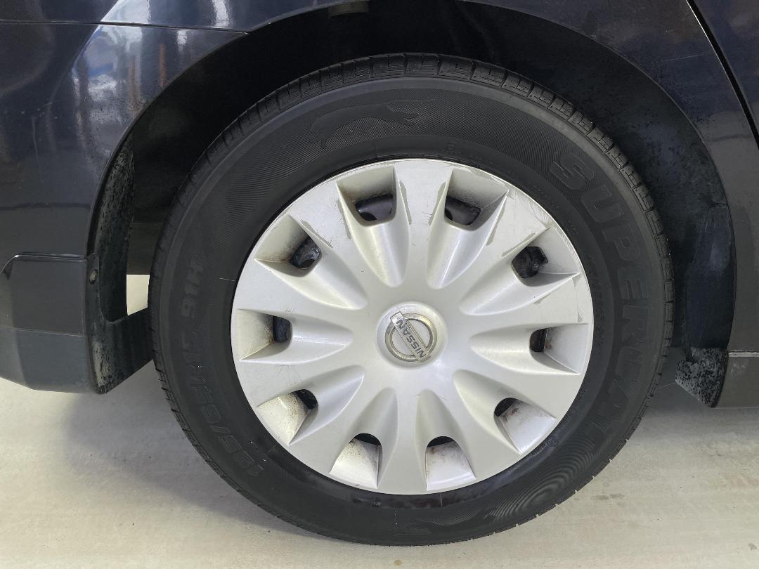 Photo '12' of Nissan Bluebird