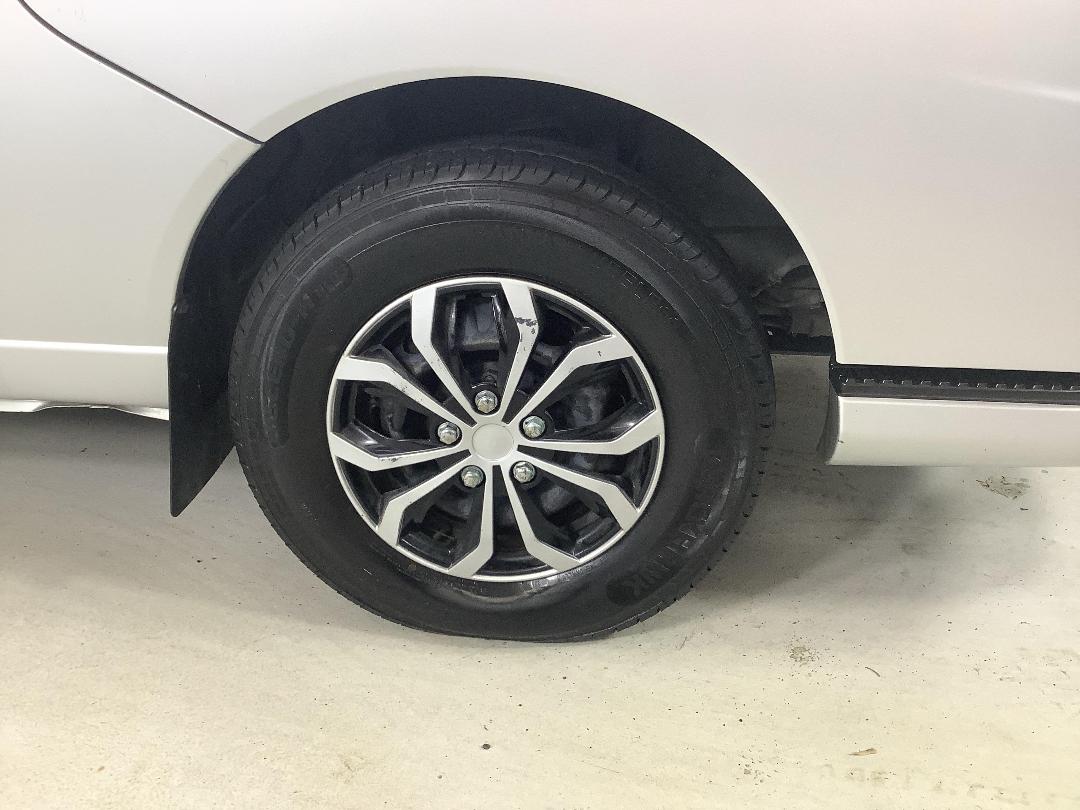 Photo '9' of Nissan Caravan Photo '9' of Nissan Caravan