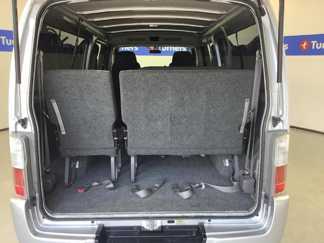 Photo '14' of Nissan Caravan Photo '14' of Nissan Caravan