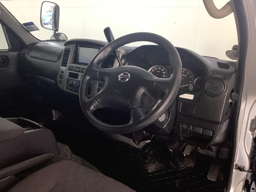 Photo '17' of Nissan Caravan Photo '17' of Nissan Caravan