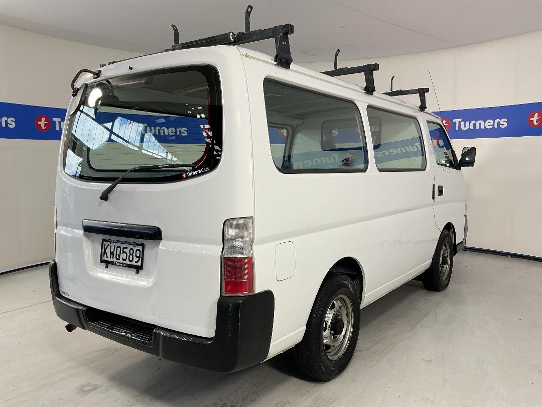 Photo '7' of Nissan Caravan