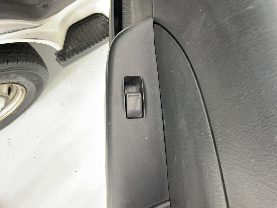 Photo '22' of Nissan Caravan