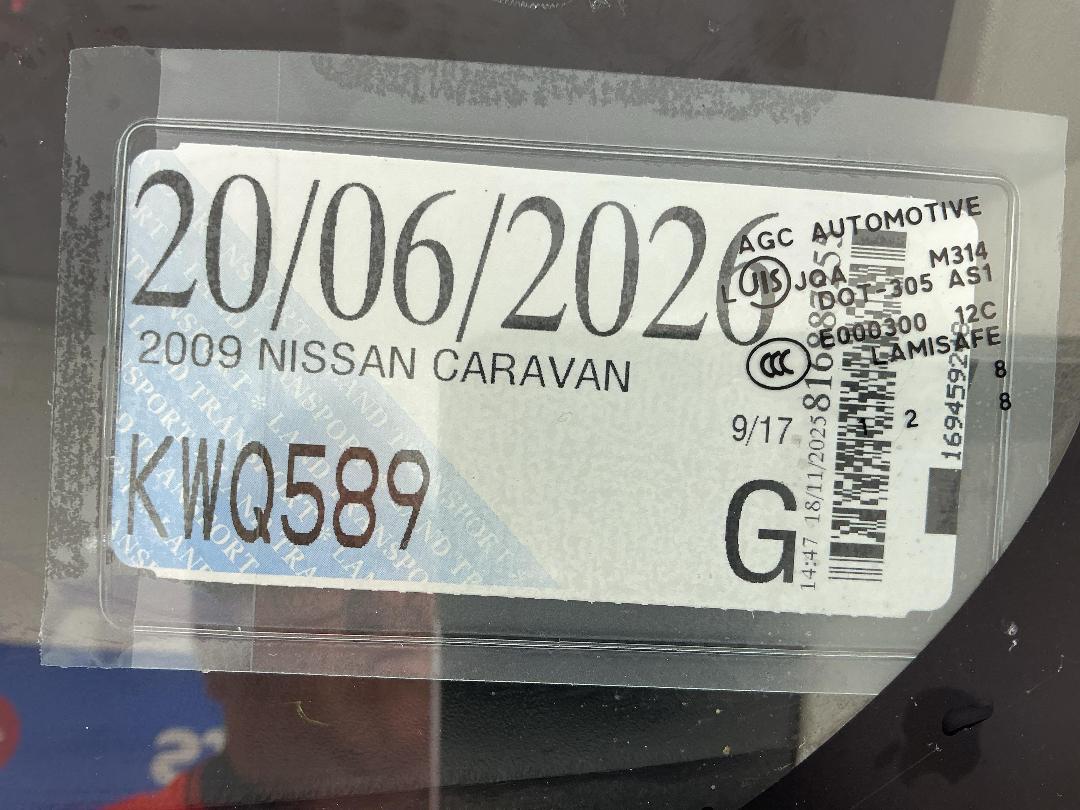 Photo '24' of Nissan Caravan