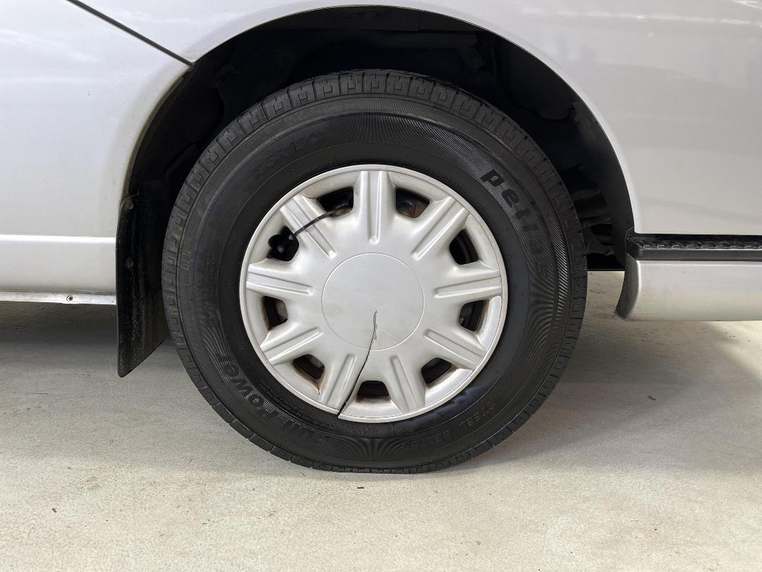 Photo '9' of Nissan Caravan