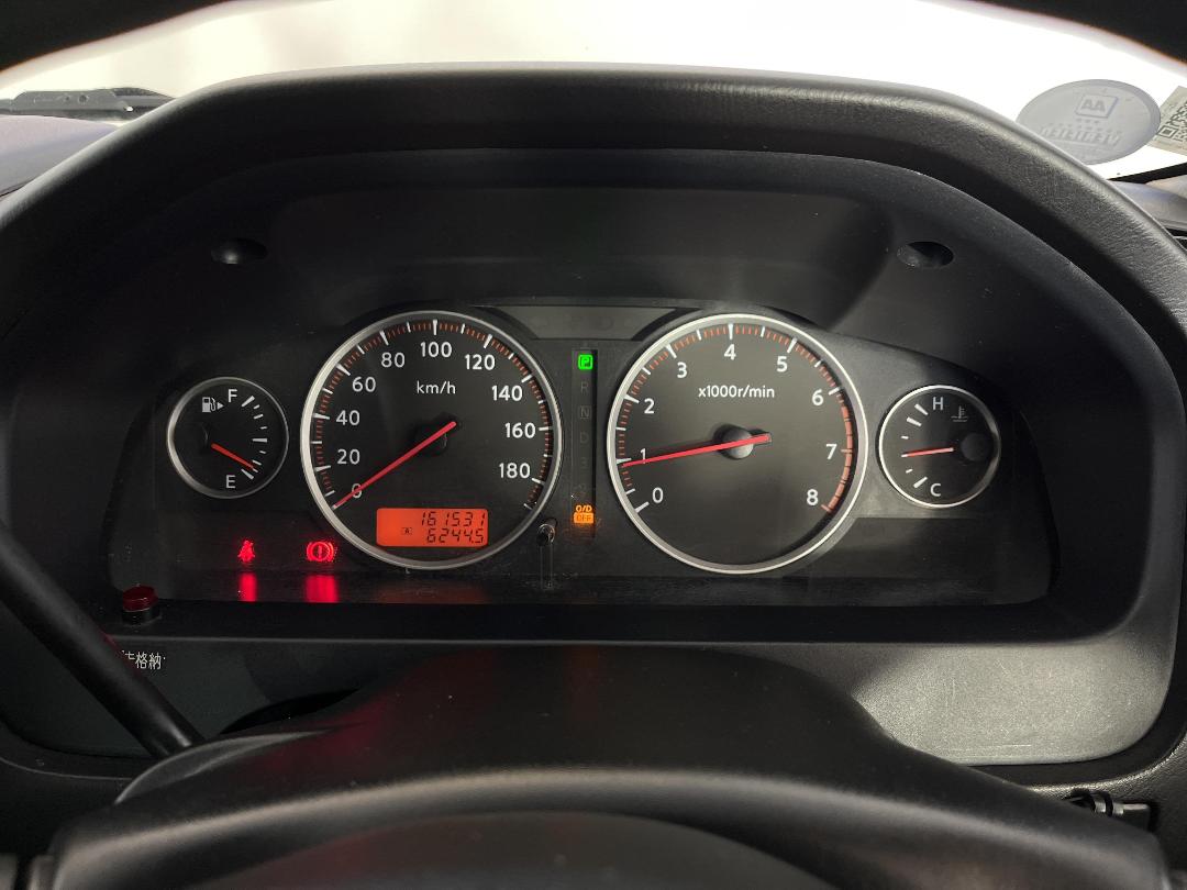 Photo '20' of Nissan Caravan