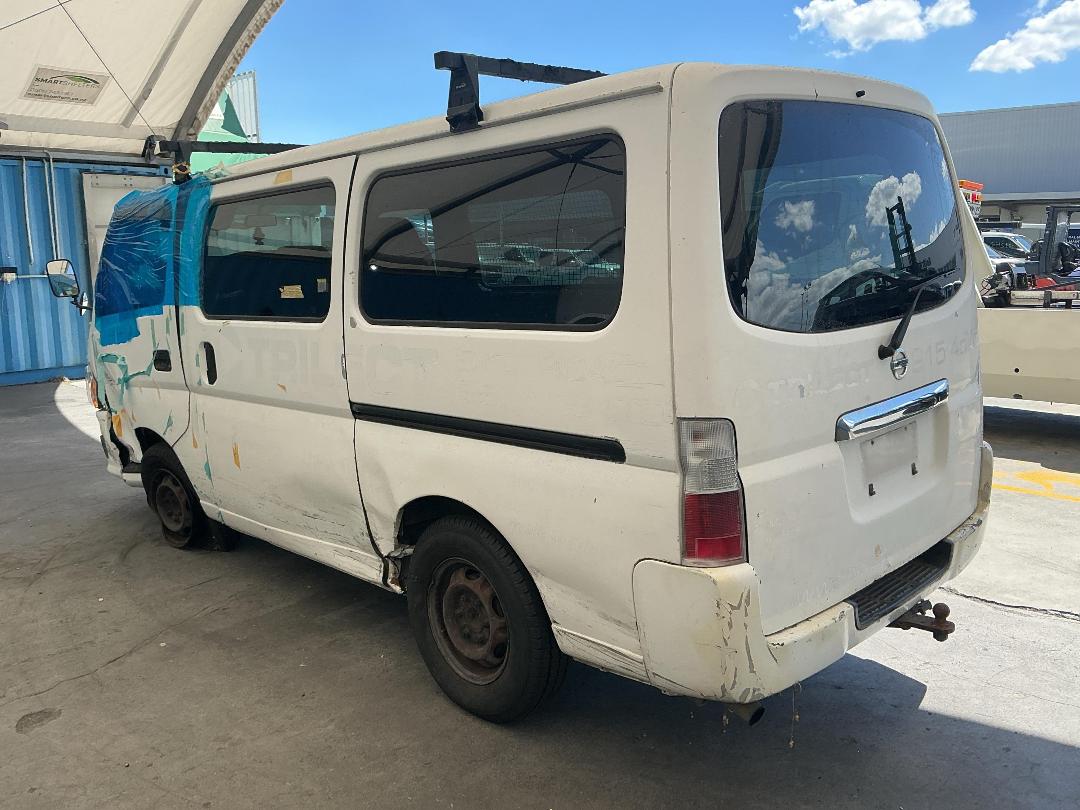 Photo '12' of Nissan Caravan