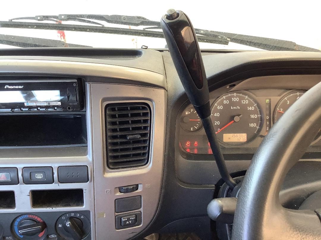 Photo '17' of Nissan Caravan