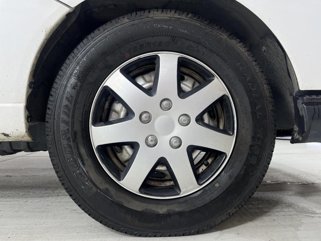 Photo '9' of Nissan Caravan Photo '9' of Nissan Caravan