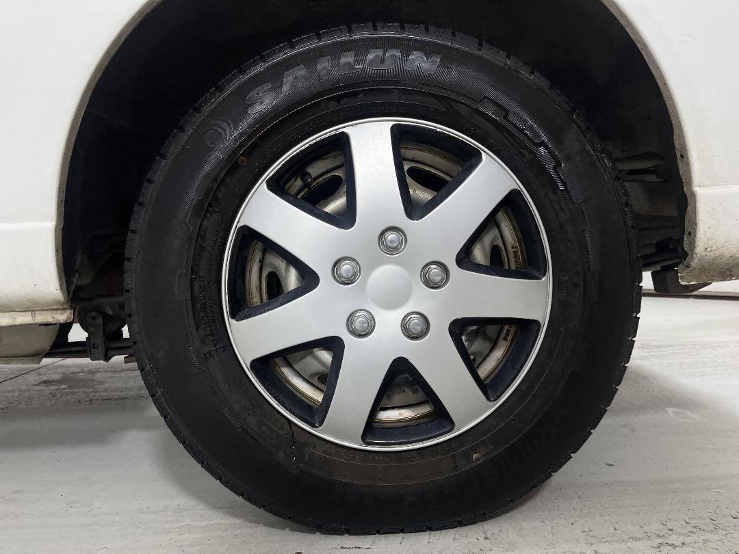 Photo '11' of Nissan Caravan Photo '11' of Nissan Caravan