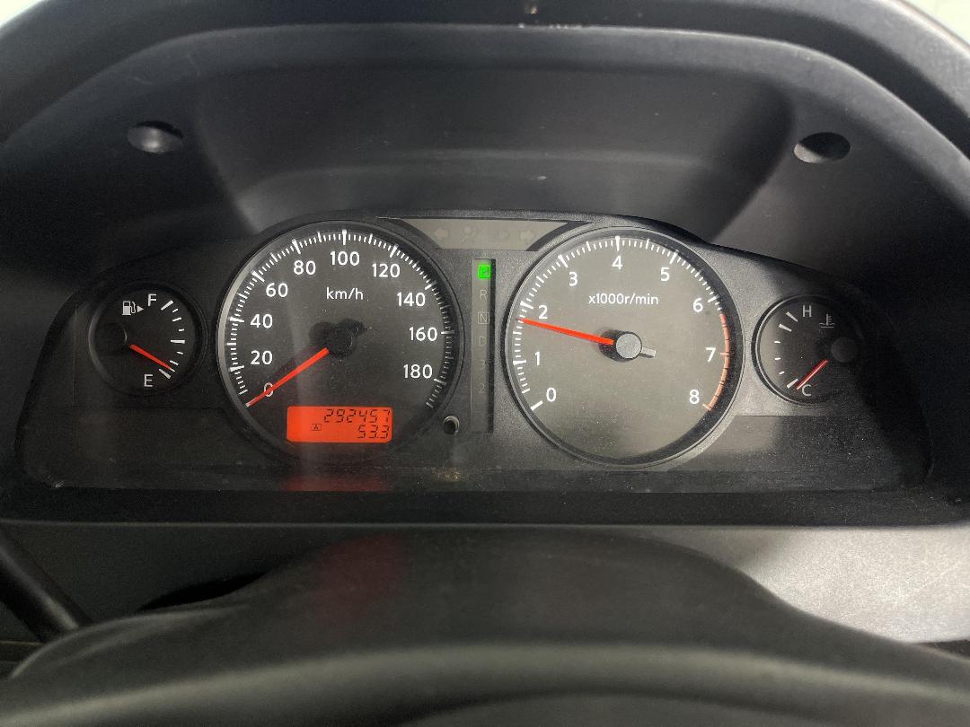 Photo '20' of Nissan Caravan Photo '20' of Nissan Caravan