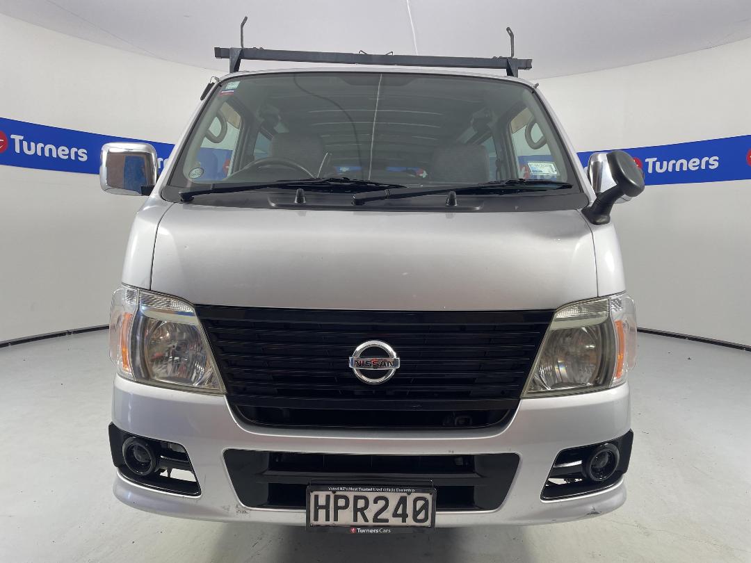Photo '2' of Nissan Caravan