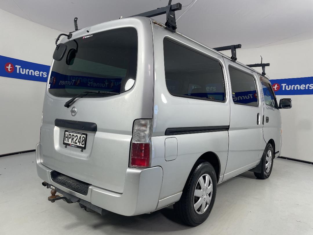 Photo '7' of Nissan Caravan