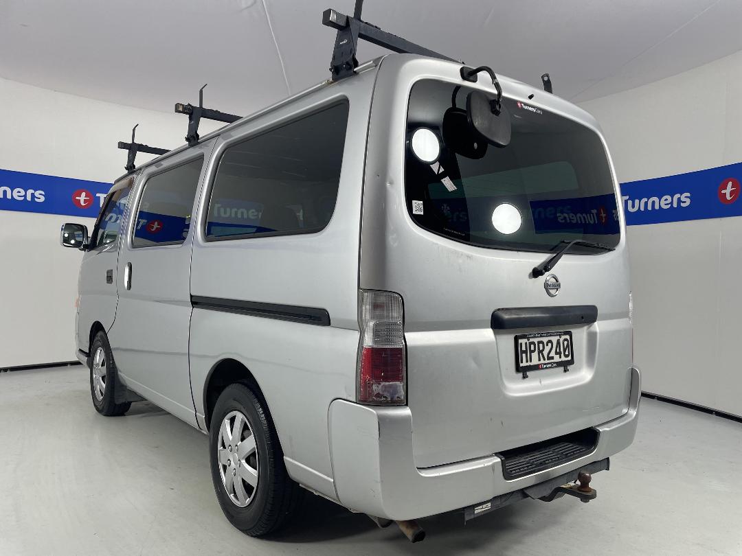 Photo '5' of Nissan Caravan