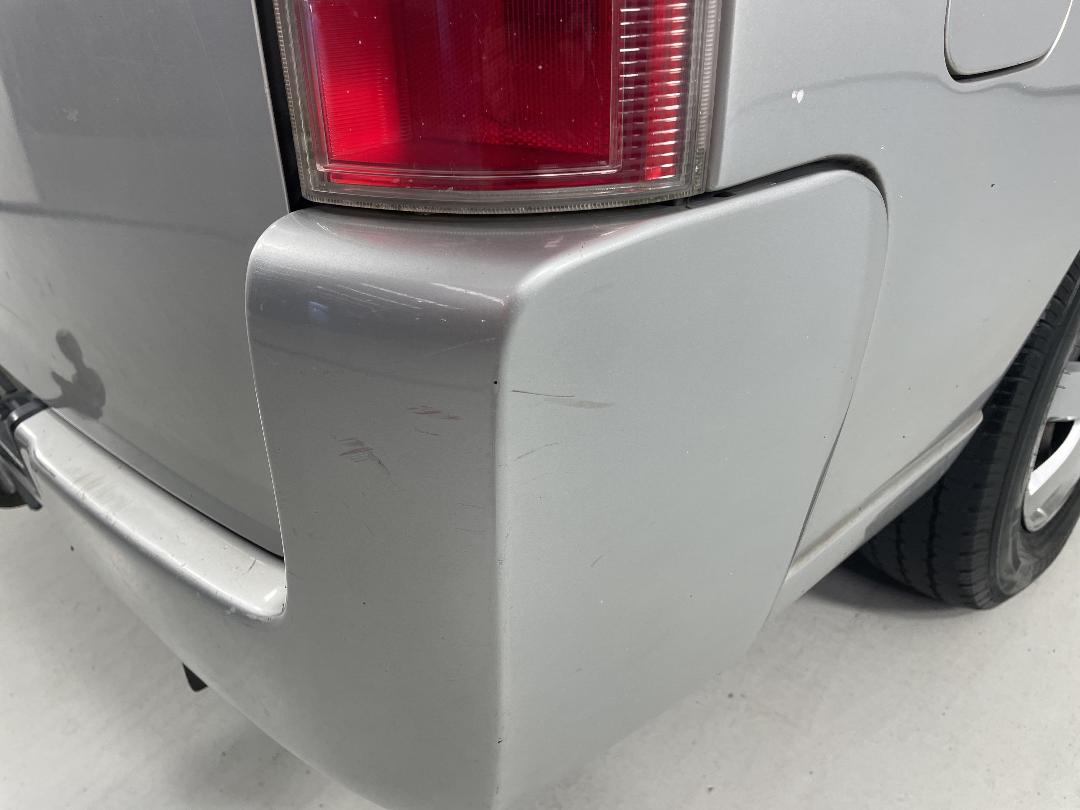 Photo '30' of Nissan Caravan