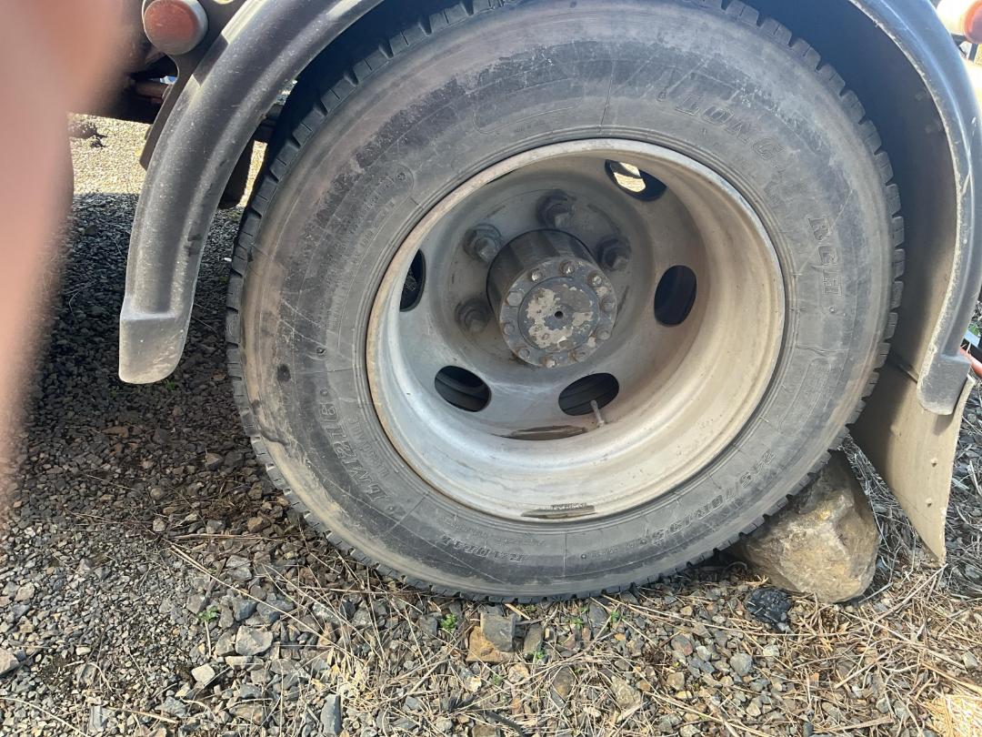 Photo '23' of Nissan Condor Tractor Unit Photo '23' of Nissan Condor Tractor Unit