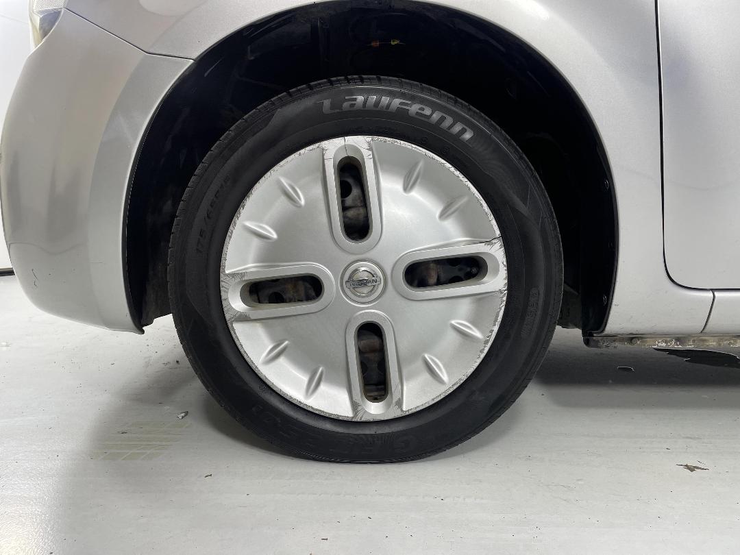 Photo '10' of Nissan Cube Photo '10' of Nissan Cube