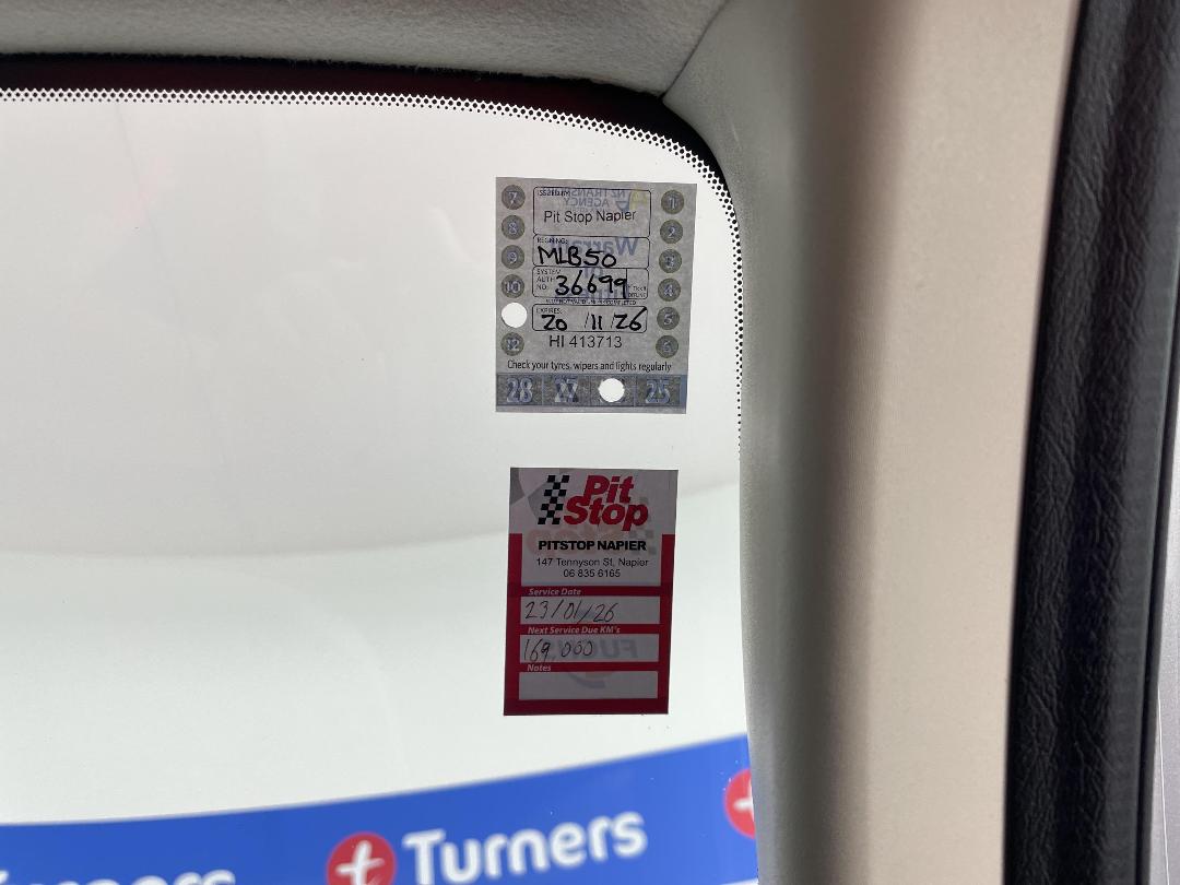 Photo '23' of Nissan Cube Photo '23' of Nissan Cube