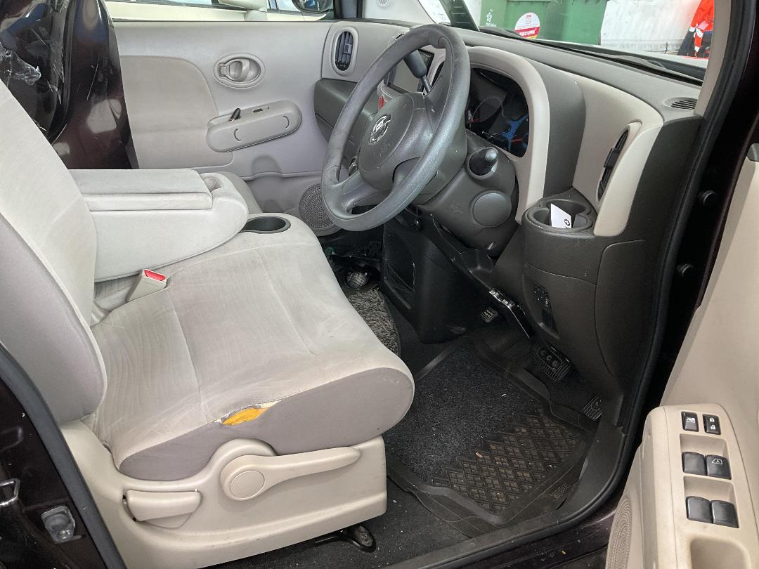 Photo '21' of Nissan Cube Photo '21' of Nissan Cube