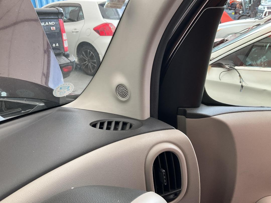 Photo '28' of Nissan Cube Photo '28' of Nissan Cube