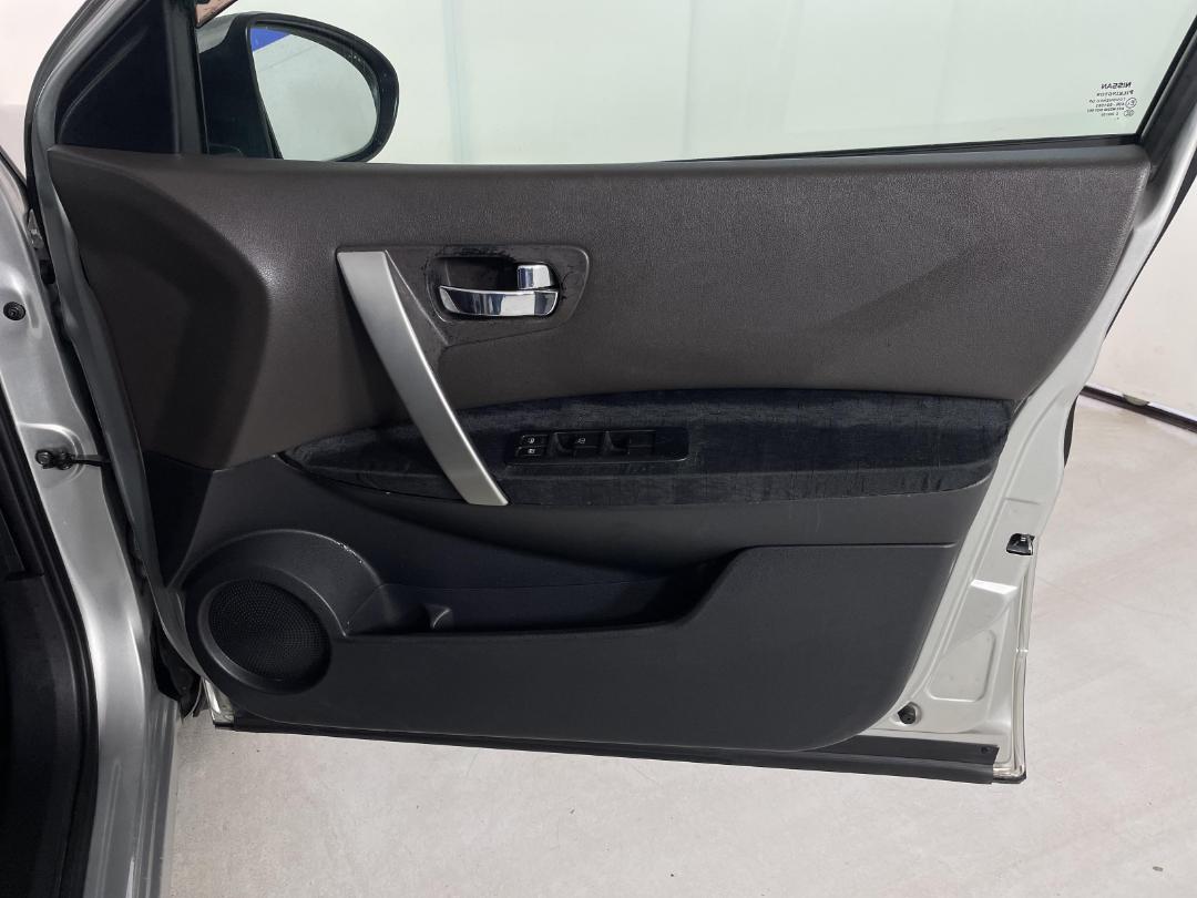 Photo '15' of Nissan Dualis Photo '15' of Nissan Dualis