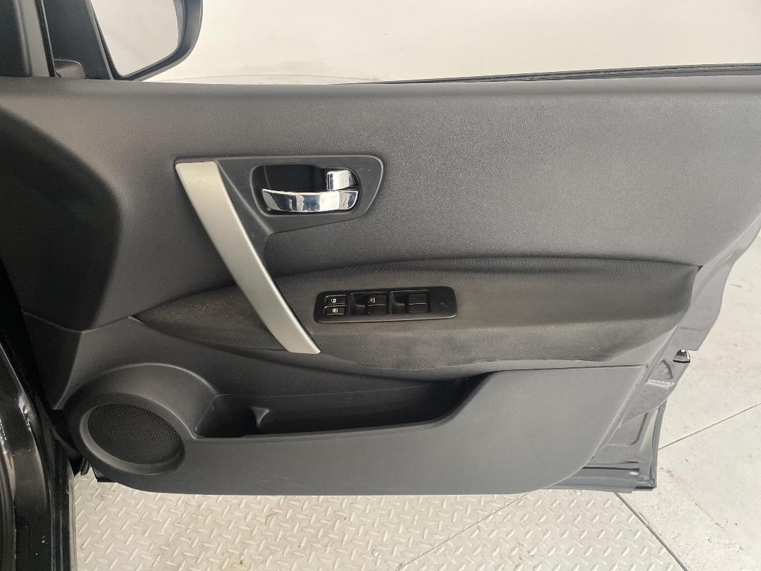 Photo '15' of Nissan Dualis Photo '15' of Nissan Dualis