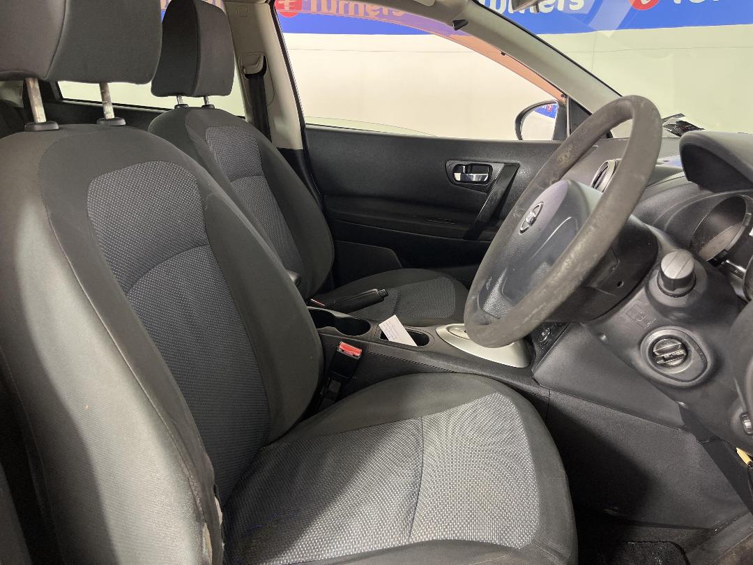 Photo '16' of Nissan Dualis