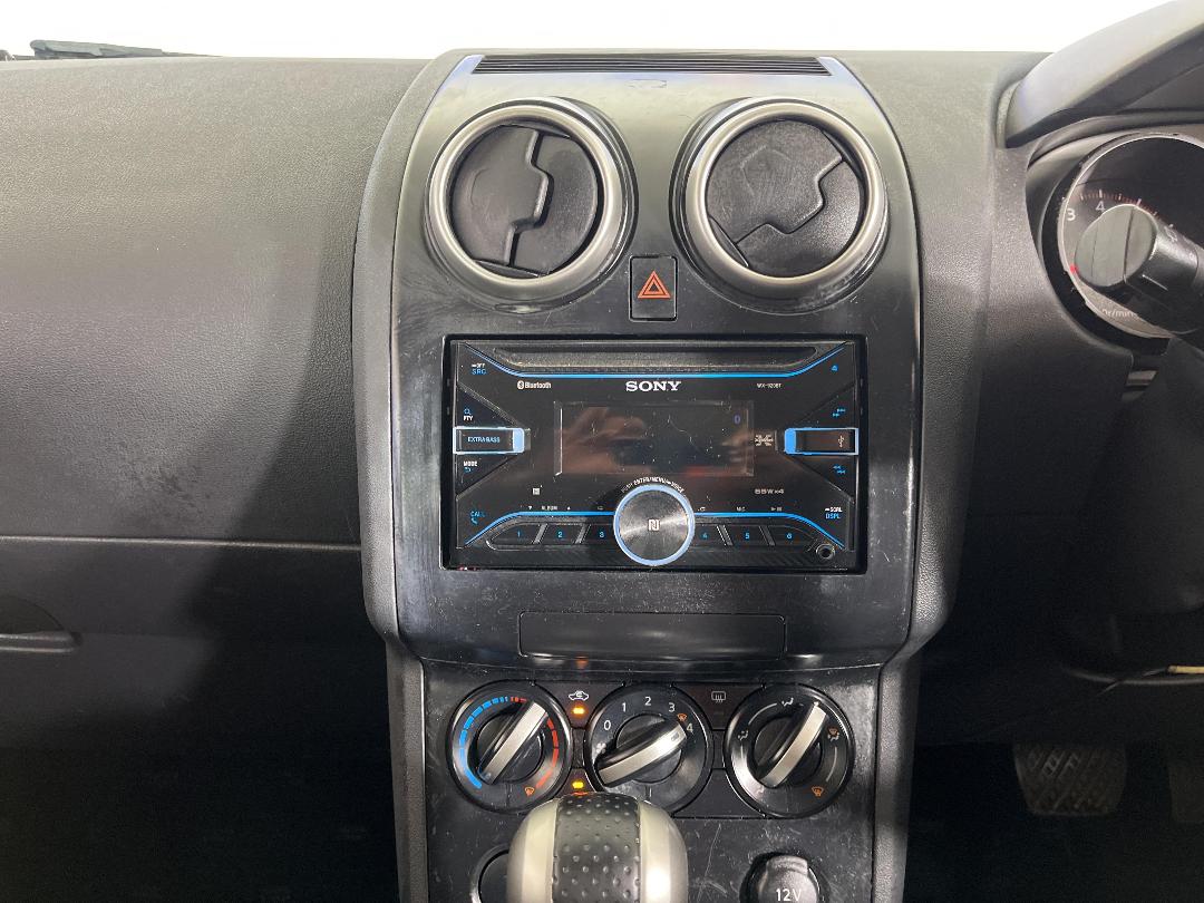 Photo '18' of Nissan Dualis