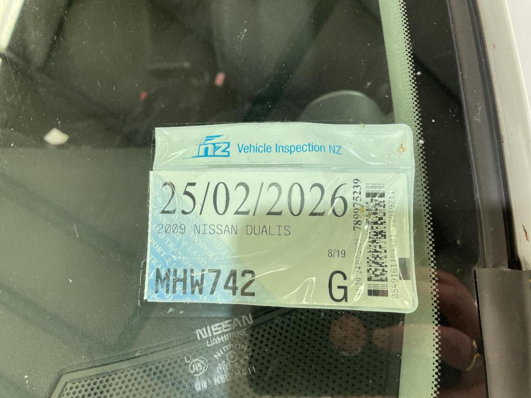 Photo '16' of Nissan Dualis