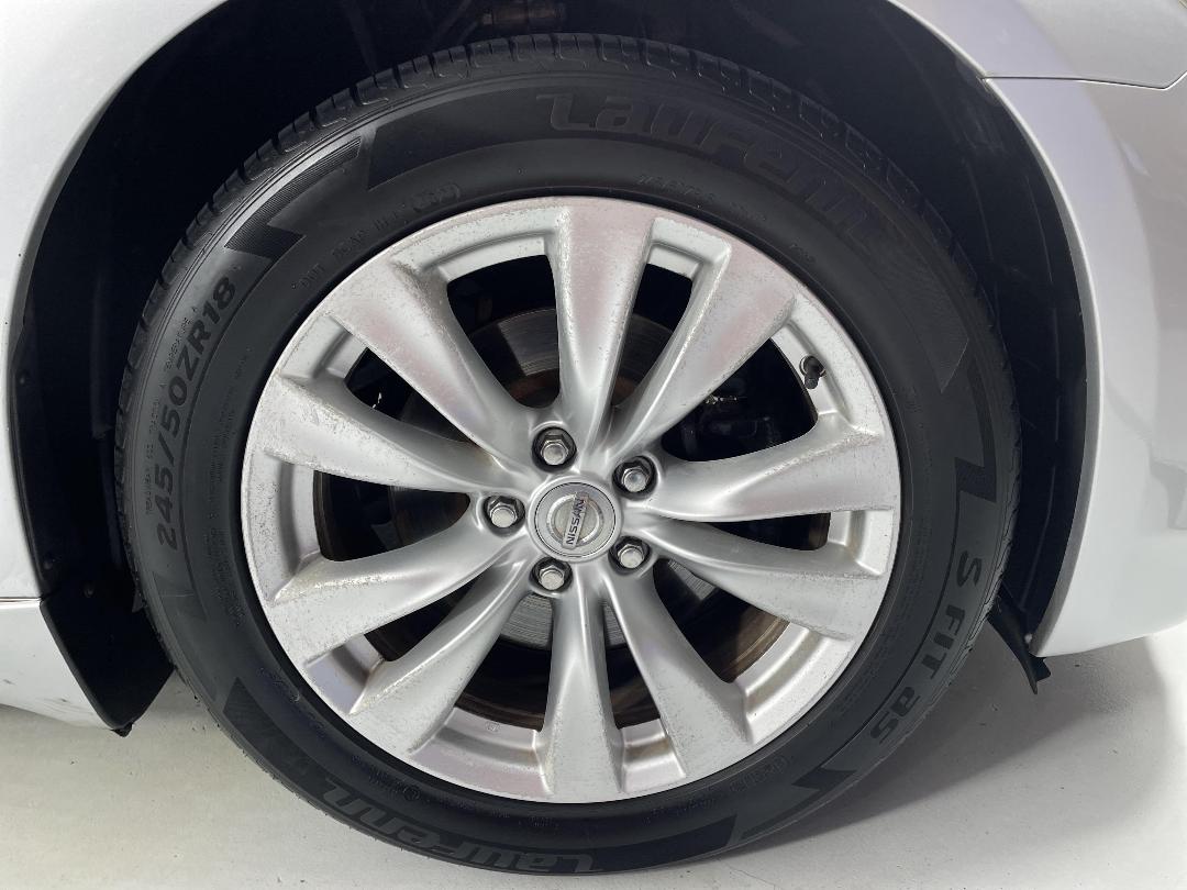 Photo '9' of Nissan Fuga Photo '9' of Nissan Fuga