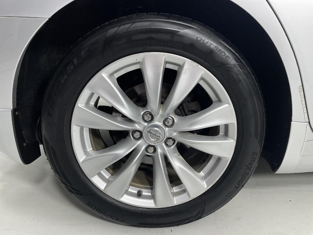 Photo '12' of Nissan Fuga Photo '12' of Nissan Fuga